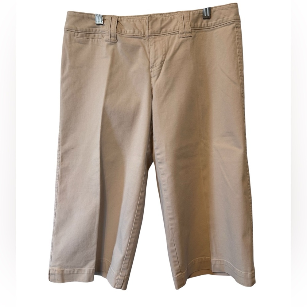 LONDONJEAN Cream Bermuda Zip Up Shorts Size 2